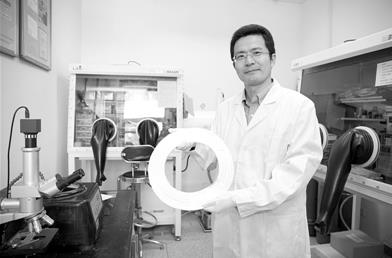 马衍伟--研制出世界首根100米量级铁基超导长线