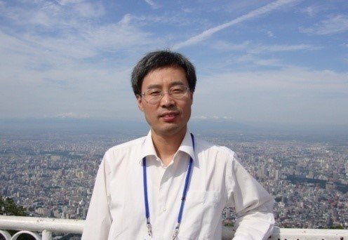 汪长春——科研和教育一手抓！