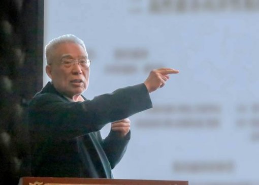 杨应昌院士:我国新型稀土永磁材料的开拓者