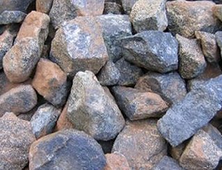 世界三大铁矿石巨头下调产量 业内看好2019年铁矿石价格