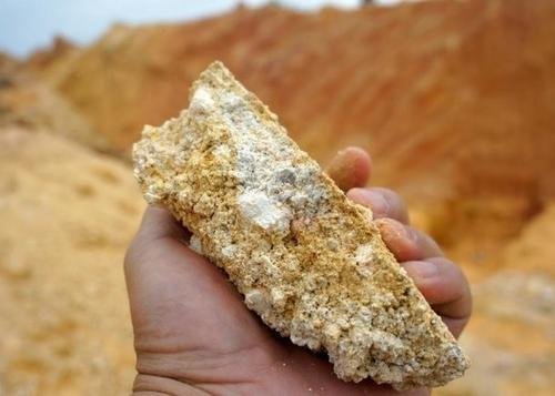 稀土深加工建设项目进驻昌宁园中园