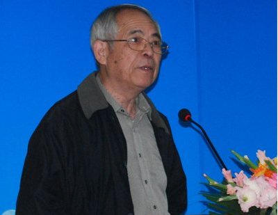 胡荣泽教授：我国粉体技术与产业发展方向