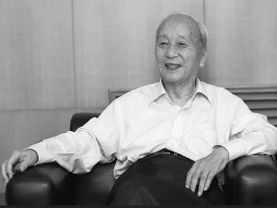 稀有金属冶金及材料专家：李东英院士