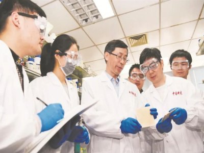 中国材料领域的魔术师——俞书宏院士