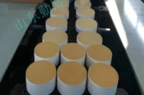 网带炉，辊道炉设备供应商：山东勤博誉热能科技有限公司入驻粉享通