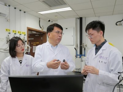 卜显和院士：脚踏实地，执着逐梦“配位化学”