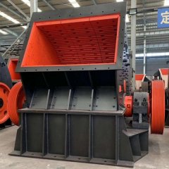 重锤式破碎机的图片