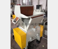 板材破碎机的图片