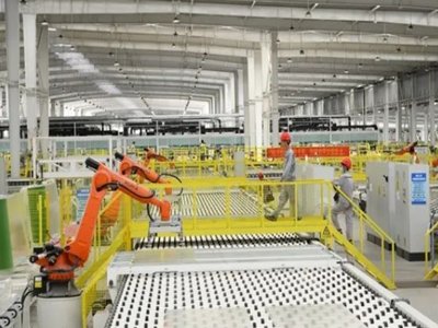 如何变“一粒砂”为千亿元产业