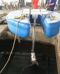 浮筒式潜水搅拌机的图片