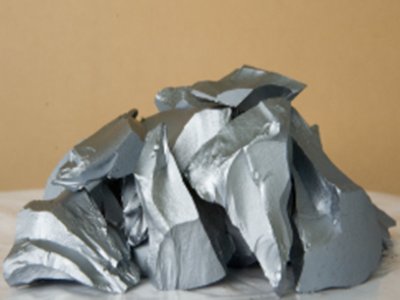 硅料最低成交价跌破15万元/吨 短期价格趋势如何？