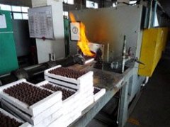 粉末冶金推杆炉的图片