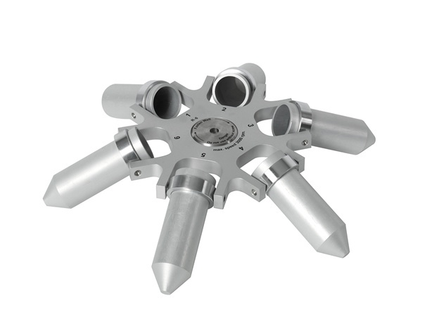 透明水浴的图片