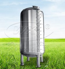 立式贮罐的图片