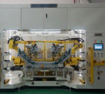 双工位柔性冲焊粘工作站的图片