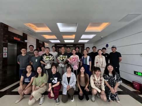 复旦大学夏永姚教授：科研想成功要走“产学研”结合的路子