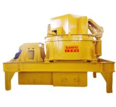 立轴冲击式破碎机的图片