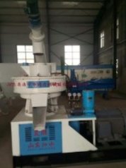 花生壳颗粒机的图片