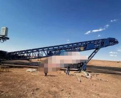 堆料皮带机的图片