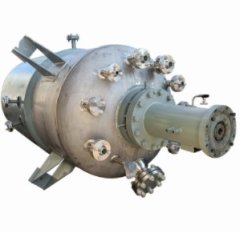 3000L 钛材复合板加氢高压釜的图片