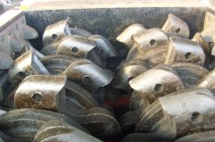 破碎机齿辊的图片