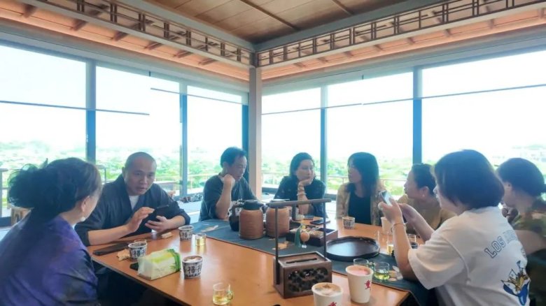 150931_980806_gsdt.jpg 150931_980806_gsdt.jpg