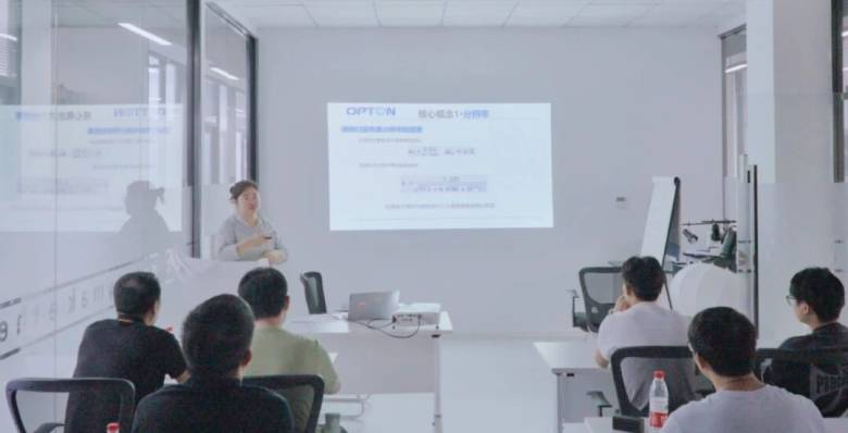 173017_939718_jsue_gsdt.jpg 173017_939718_jsue_gsdt.jpg