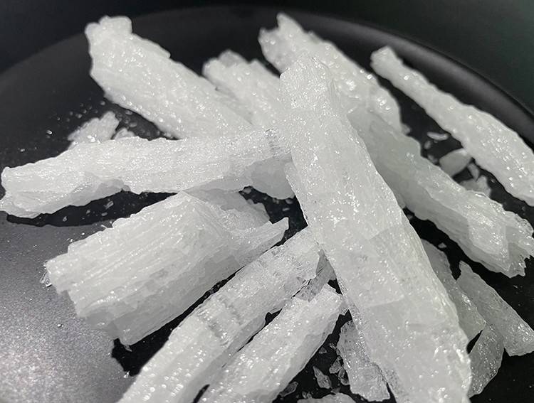 alumina crystal.jpg