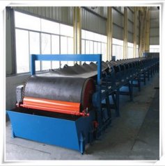 皮带输送机的图片