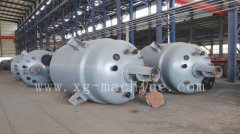 不锈钢反应釜的图片