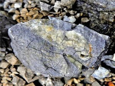 伊利石脱硫脱硝再现新方法