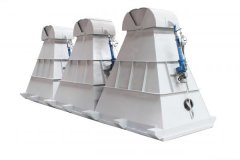 电动机械开门储泥斗的图片