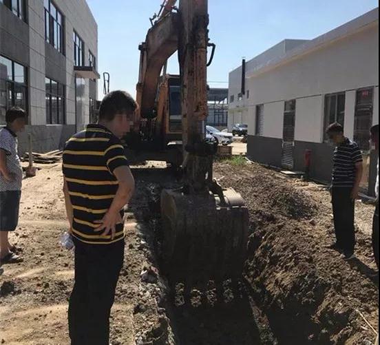不应该让化工废料成为“环境杀手”