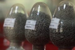 喂料产品的图片