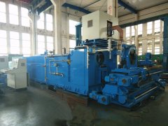 数控弯管机的图片