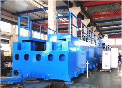 大型数控弯管机的图片