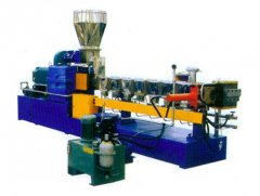 TSK系列双螺杆挤出机的图片