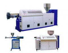 单螺杆塑料挤出机的图片