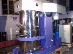 双行星搅拌机的图片