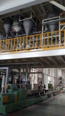 挤出机配料系统的图片