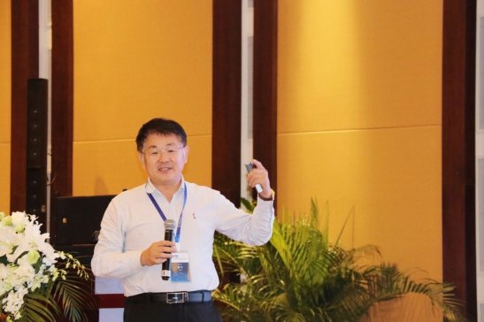 石墨烯真正能通过技术赚钱的企业我还没看见，但碳纳米管我是能看见的。——访清华大学魏飞教授