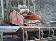 博鑫振动高效尾矿干排脱水筛的图片