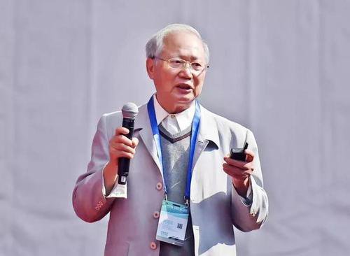 盐湖科学及其矿业的奠基人——郑绵平