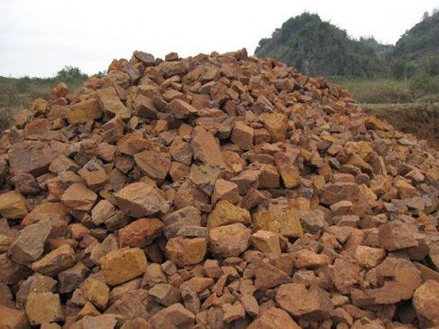 梅特罗矿业8月铝土矿开采量476000湿公吨