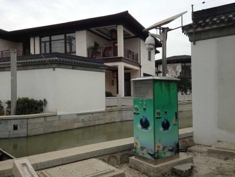 小型智能水质监测站的图片