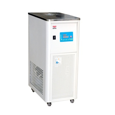 加热制冷全程恒温器的图片