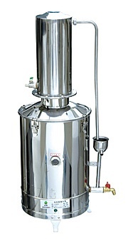 不锈钢电热蒸馏水器的图片