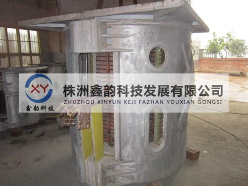 中频熔炼炉的图片