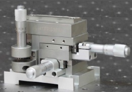 三维高精度光纤调整架（右手型）的图片