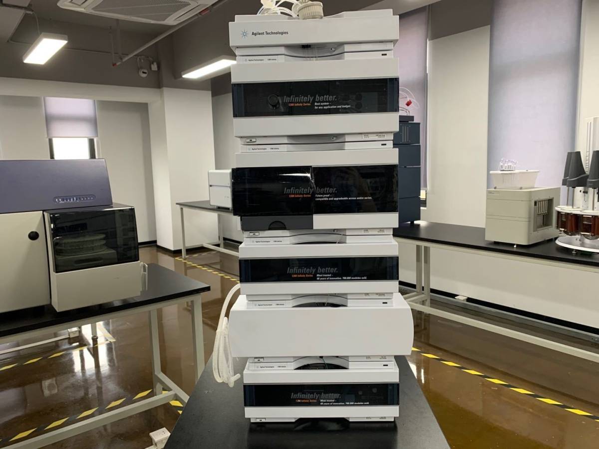 AGILENT 1260 INFINITY高效液相色谱的图片